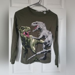 Gently used H&M boys long sleeved shirt